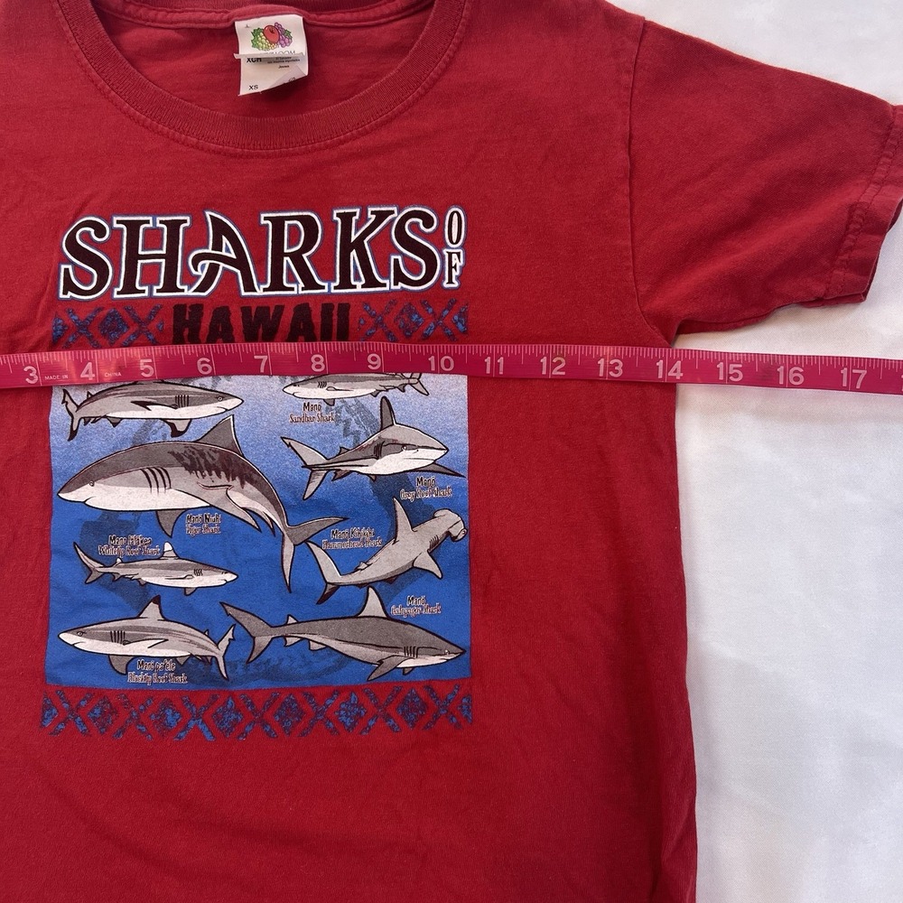 Fruit of the Loom HD Red Cotton Sharks of Hawaii Red Graphic T‎ Shirt Kids Sz XS - Picture 5 of 7